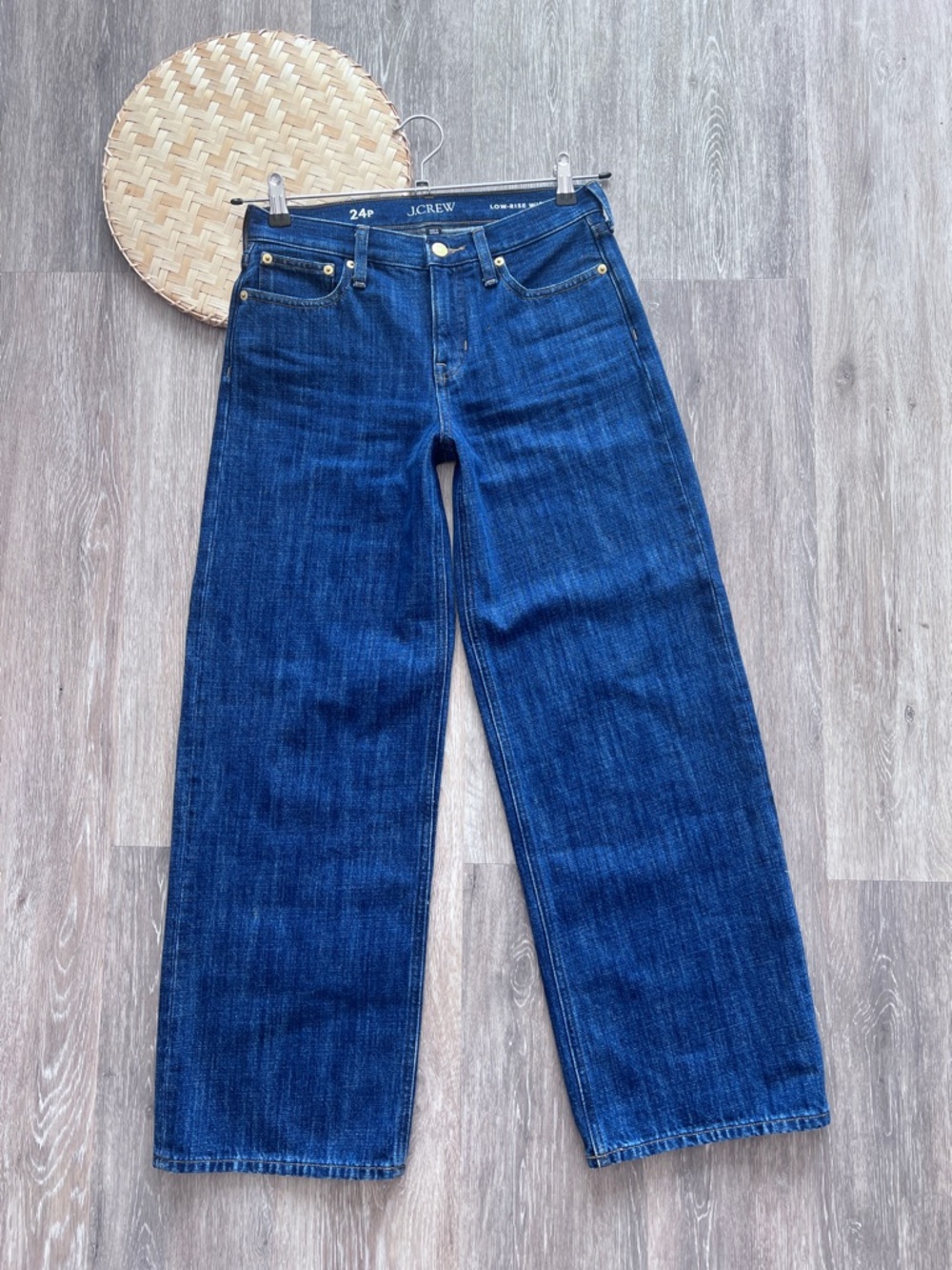 J. Crew low rise wide leg jeans dark wash‎ 24P